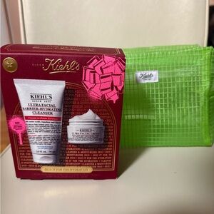 Kiehl's Duo it for the Hydration Set w/ exclusive makeup pouch
